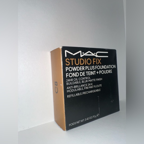 Matte Finish Compact Powder C8 - Picture 2 of 10